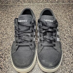 Adidas NEO Label F38133 Men's Shoe Sz 10.5
